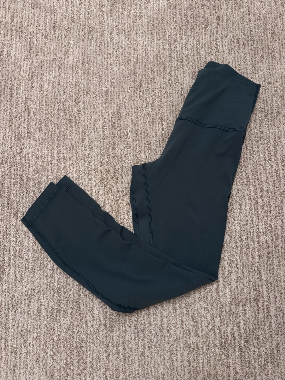lululemon athletica Align High-Rise Pant 25” Green Size 6 GUC